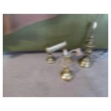 Table lamp and 3 desk lamps...