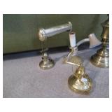 Table lamp and 3 desk lamps...