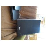 3 table lamps and 1 floor lamp...