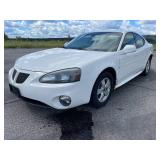 2006 Pontiac Grand Prix - 2 OWNERS