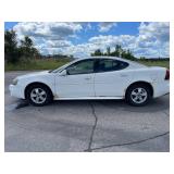 2006 Pontiac Grand Prix - 2 OWNERS