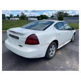 2006 Pontiac Grand Prix - 2 OWNERS