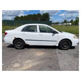 2004 Toyota Corolla CE - MANUAL