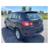 2010 Volkswagen Tiguan S - 2 OWNERS