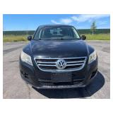 2010 Volkswagen Tiguan S - 2 OWNERS