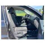 2010 Volkswagen Tiguan S - 2 OWNERS