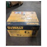DEWALT 20V MAX Cordless 7-1/4 in. Sliding Miter Saw with (1) 20V Battery 4.0Ah Customer Returns See Pictures