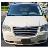 2010 Chrysler Town & Country Touring Pwr Liftgate 4dr Wagon Touring (135,225 miles)