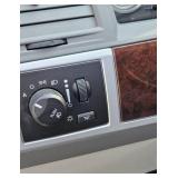 2010 Chrysler Town & Country Touring Pwr Liftgate 4dr Wagon Touring (135,225 miles)