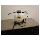 Roundup Backpack Sprayer
