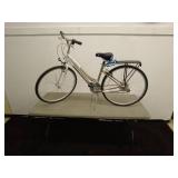 Giant Cypress Hybrid Bicycle