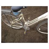 Giant Cypress Hybrid Bicycle