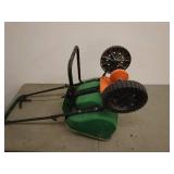 Scotts Lawn Pro Broadcast Spreader