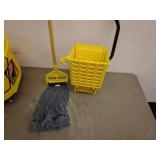 Libman Commercial Mop Bucket and Wringer with Mop