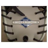 L.L.Bean Pathfinder 26 Snowshoes with Yukon Poles