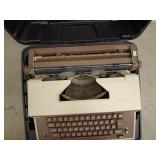 Royal Academy Manual Typewriter with Hard Case