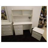 White Bedroom Furniture Set with Mirror and Desk