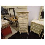 Vintage French Provincial Style Bedroom Furniture Set