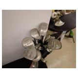 TaylorMade Golf Bag with Assorted Adams Tight Lies Golf Clubs