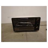 DeLonghi Vintage Toaster Oven