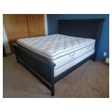 Sophisticated Queen Sixe Bed Set - Jet Black Slatted