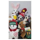 LOT of Seven 1998 Snowden and Friends Holiday Animals Frosty, Reindeer