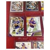(8) Brett Favre Vikings Cards