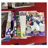 (50) Cris Carter Cards
