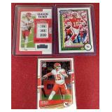 (3) Patrick Mahomes Cards