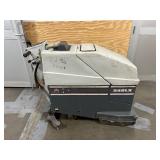 ADVANCE MACHINE CO. 240LX Floor Scrubber Model 393320