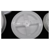 7 GAMMA SEAL LIDS