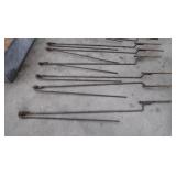 TRAPPING STAKES / SNARES