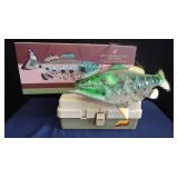 NIB MESH LARGEMOUTH BASS BIRDFEEDER / PLANO TACKLE BOX