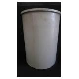 GARBAGE CAN