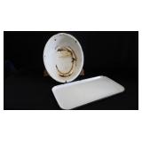 ENAMELWARE WASHTUB AND TRAY