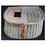 VINTAGE FISHING CREEL