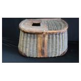 VINTAGE FISHING CREEL