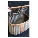 VINTAGE FISHING CREEL