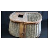 VINTAGE FISHING CREEL