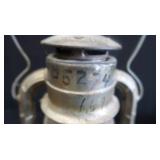 ViNTAGE OIL LAMP
