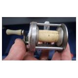 PLANO TACKLE BOX / FISHING REEL BOX