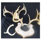 DEER HORN MOUNTS
