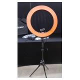 NEEWER RING LIGHT KIT  LIKE NEW