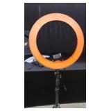 NEEWER RING LIGHT KIT  LIKE NEW