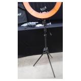 NEEWER RING LIGHT KIT  LIKE NEW