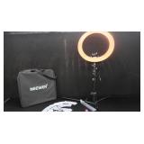 NEEWER RING LIGHT KIT  LIKE NEW