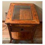 Gorgeous Glass Top Side Table / Accent Table