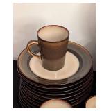 Home Trends Rave Stripe Dish Set