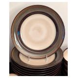 Home Trends Rave Stripe Dish Set