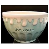 Adorable Petite Ice Cream Bowls